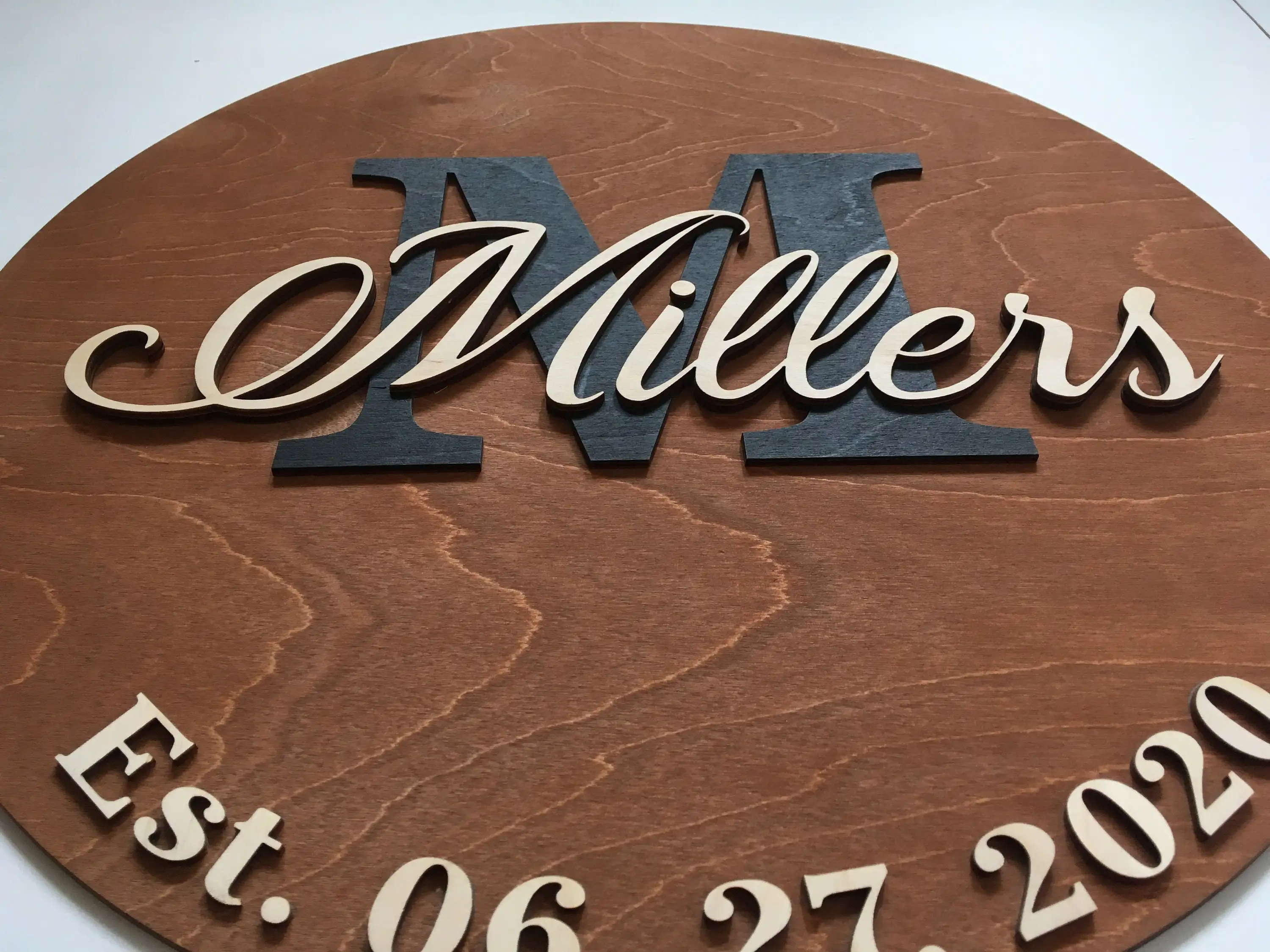 

Индивидуальный свадебный подарок, фамилия, знак в 3D дереве, искусственная кожа, Подарок на годовщину, помолвку, Декор