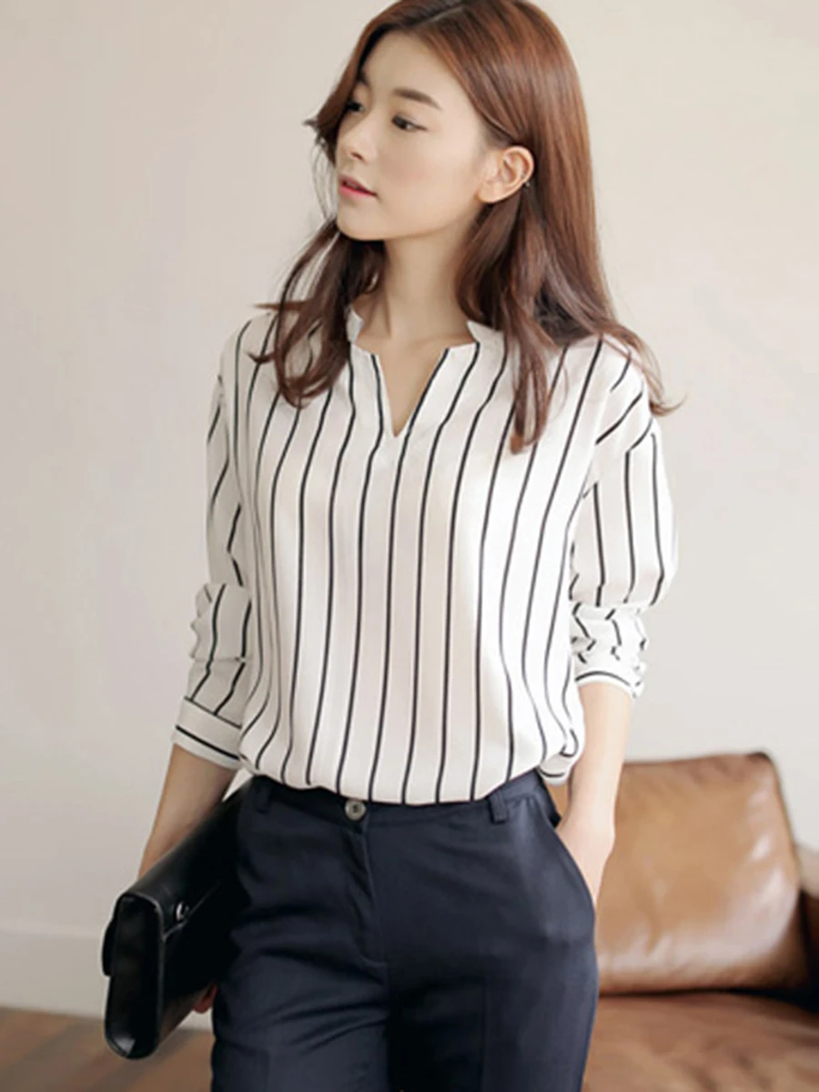 Повседневная рубашка с v образным вырезом и длинным рукавом Офисная Женская