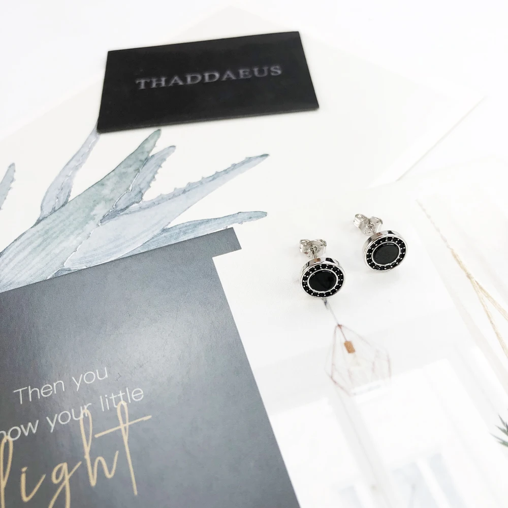 Круглые черные маленькие серьги гвоздики модные хорошие ювелирные украшения в