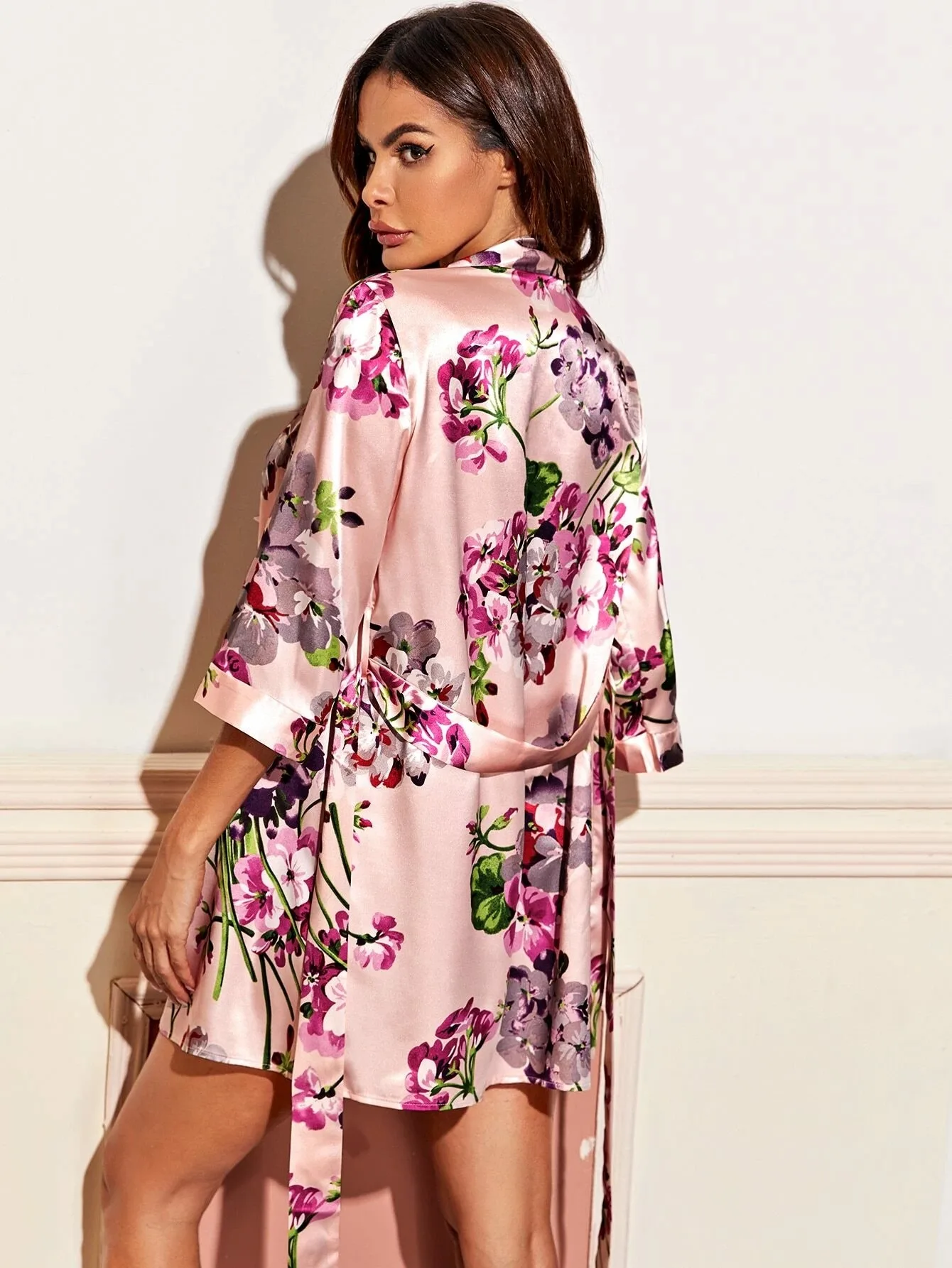 

Women's 3 Pieces Nightwear Set Fashion Floral Print Long Sleeve Comfortable Night-Robe+ Bra+ T-Back