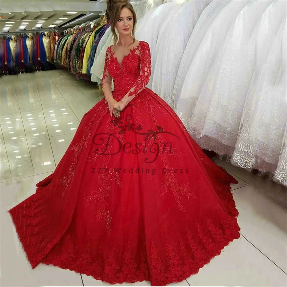 

Sweet Graduation Robes Red Tulle Lace Appliqued Scoop Pearls Beading Ball Gown Court Train Vestidos Quinceanera Dresses 2020
