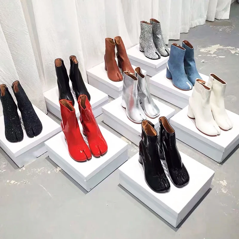 

Женские ботинки из натуральной кожи, с разрезом, на высоком каблуке