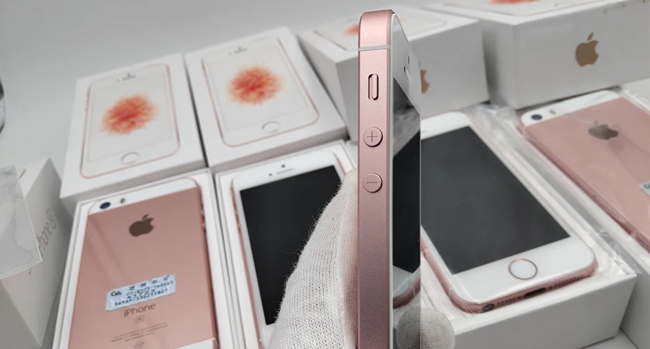 Б/у разблокированный Смартфон Apple iPhone SE с отпечатком пальца 4G LTE 2 Гб ram 16 Гб rom Touch ID мобильный телефон