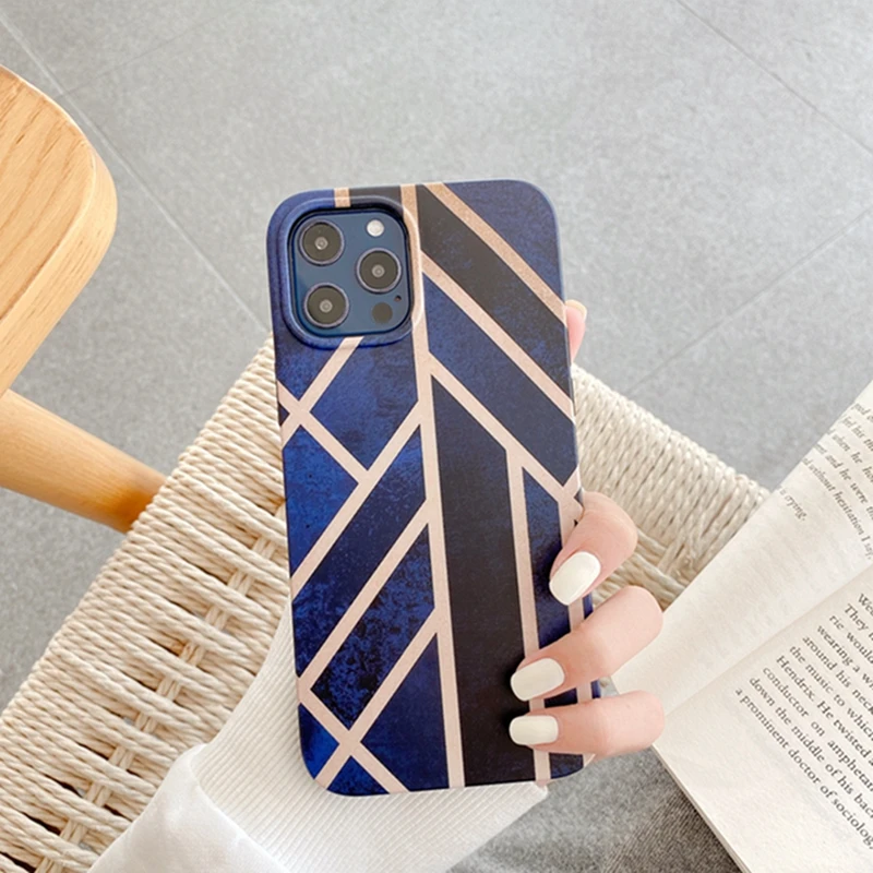 

Luxury Electroplated Geometric Marble Phone Case For iPhone 11 12 Promax XR X Xsmax 8 7Plus SE20 Diamond Blue Silicone Back Cove