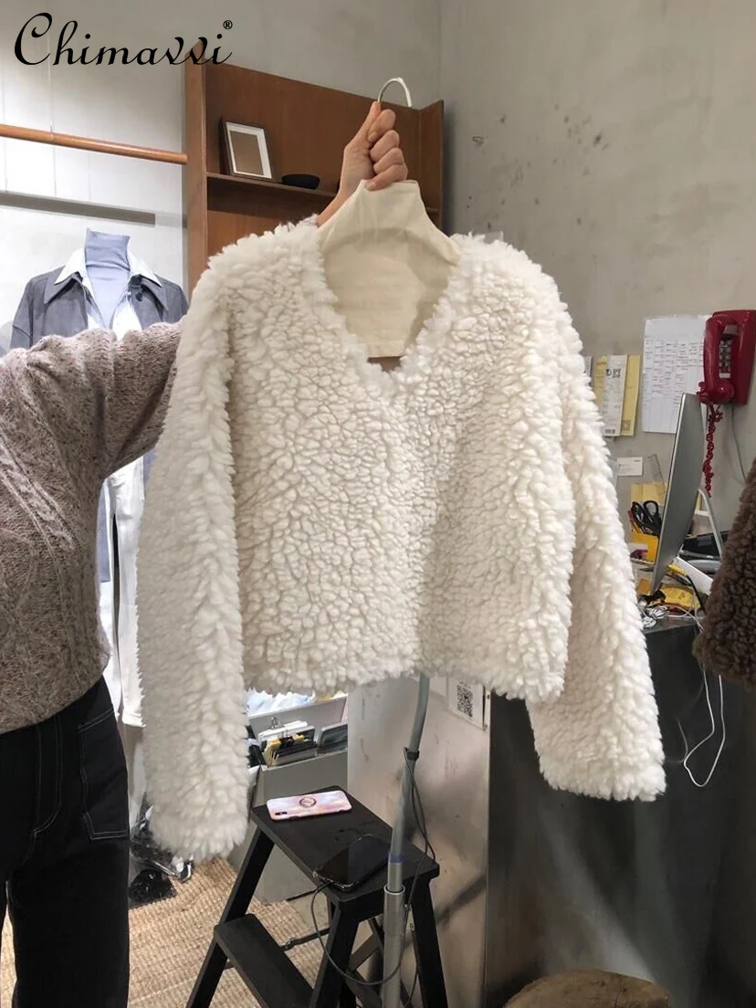 

Women's Cropped Pullover 2021 Autumn V Neck Plush Thick Warm Sweatshirts Female Long Sleeve Casual White Short Sweatshirt