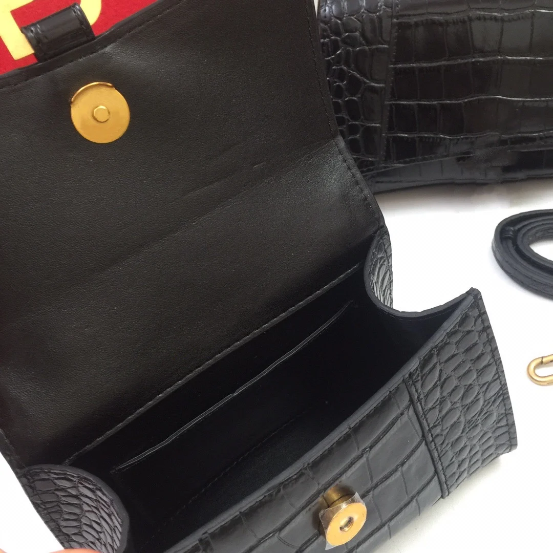 

Luxury womens bag brand logo B Real leather moon hard leather shoulder bag 2020 fashion handbag crocodile skin messenger free s