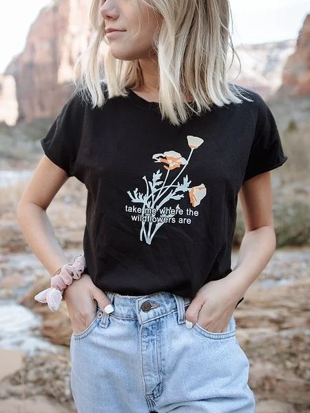 

PUDO-JF Take Me Where the Wildflowers Are Flowers Printed Tshirt Women Short Sleeve Street Style Fashion Outfits
