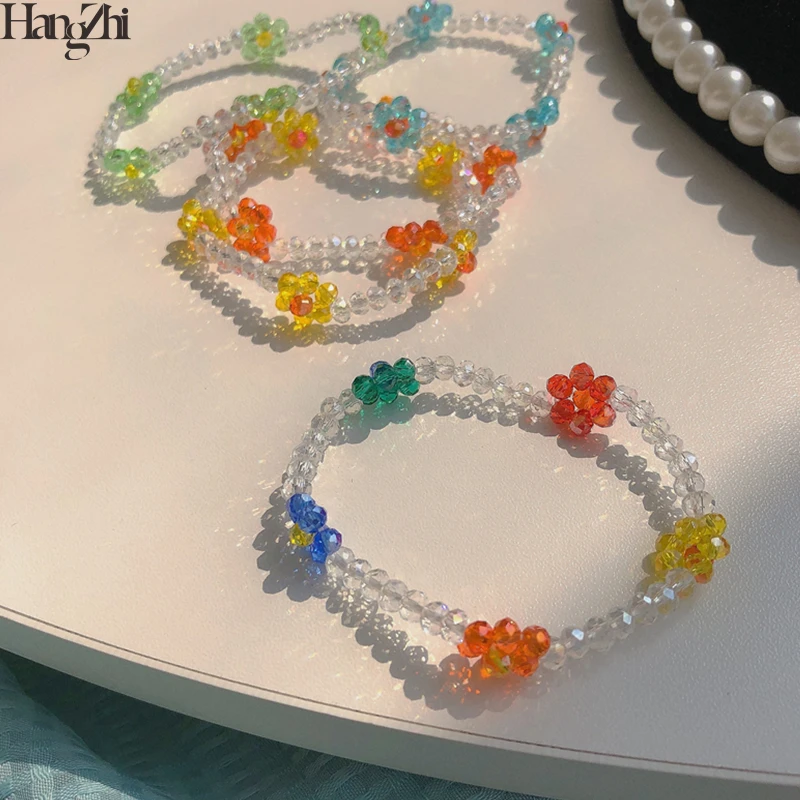 

HangZhi 2021 New Korean Sweet Colorful Crystal Flower Bracelet Handmade Woven Clear Bead Wristlet for Women Girls Party Jewelry