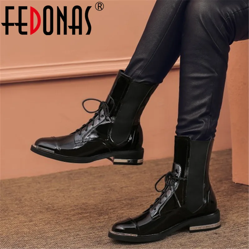 Женские ботильоны с перекрестной шнуровкой FEDONAS Черные из натуральной кожи на
