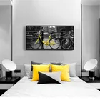 Лиссабонские настенные постеры и принты, черно-белые настенные картины для декора старой улицы, желтая Картина на холсте в стиле трамвая, Португалия