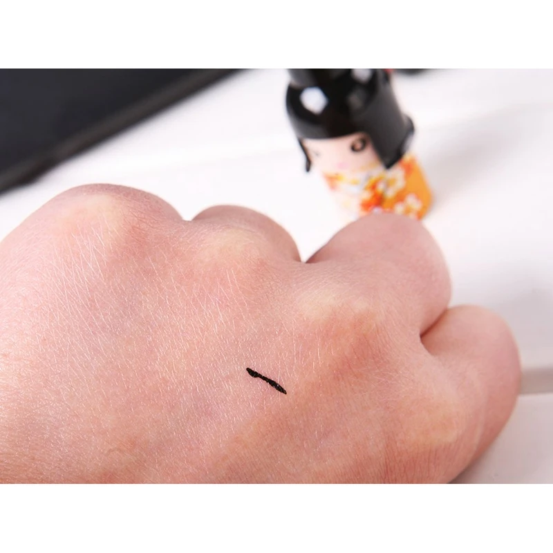 Милая японская кукла водонепроницаемая черная жидкая подводка для глаз Ручка