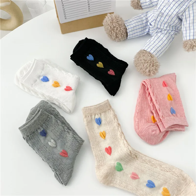 

2022 Spring Summer New Socks Female Cute Gentle Girl Twist Tube Socks Three-dimensional Love Embroidery College Fashion Socks