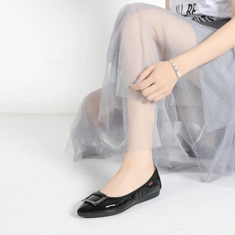 Spring/Autumn 2021 NEW Women Shoes Fashion Loafers Casual  Ballet Flats Shoes Woman Pointed Slip-On Plus Size Women Shoes 43