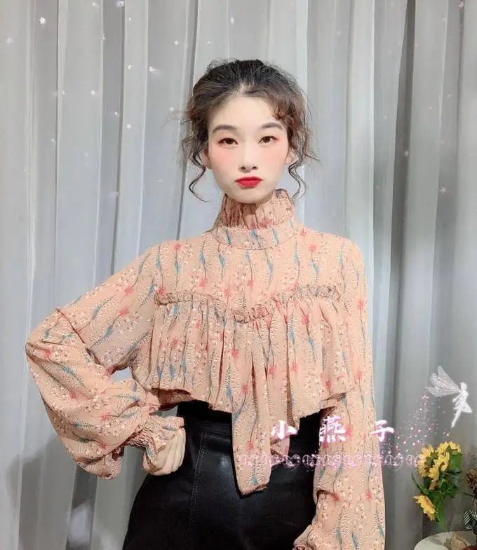 

Luck A 2020 spring Turtle Neck Blouse lady Lantern Sleeve Printed Shirt female Floral chiffon Tops Ruffled Blouses