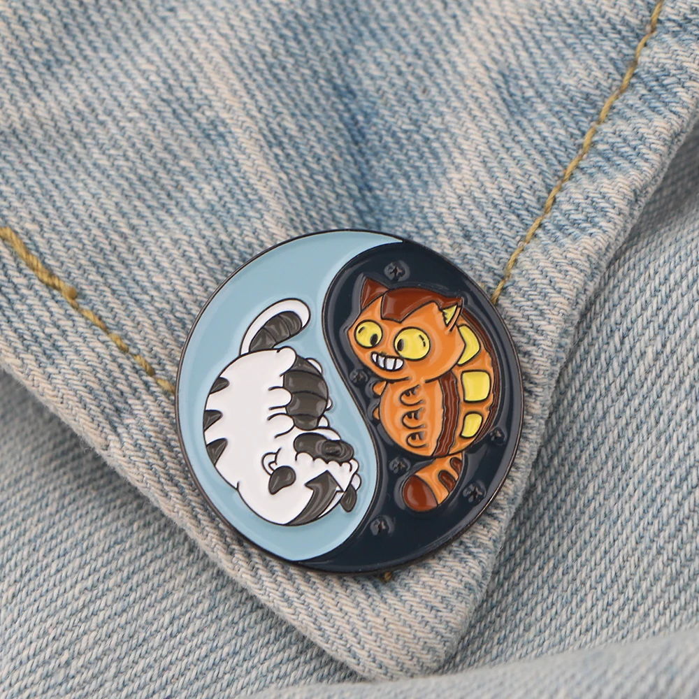 

PF056 Dongmanli Cartoon Anime Funny Cute Enamel Pins Brooches Backpack Bags Badge Fashion Lapel Jewelry Kids Friends Gifts