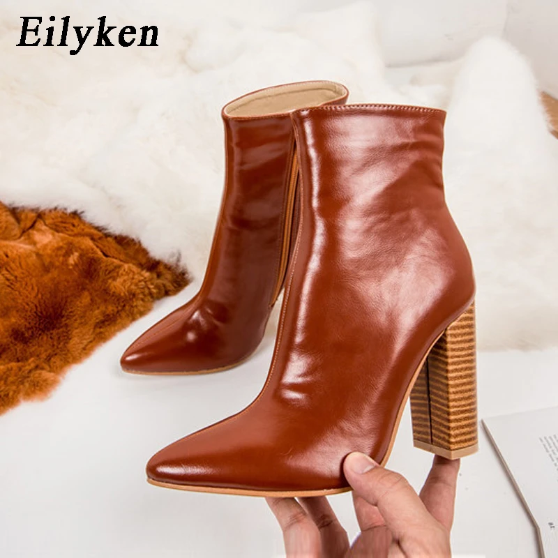 Eilyken/женские ботинки из искусственной кожи; зимние ботинки с острым носком на высоком каблуке; модные мотоботы на молнии; цвет коричневый; размеры 41, 42