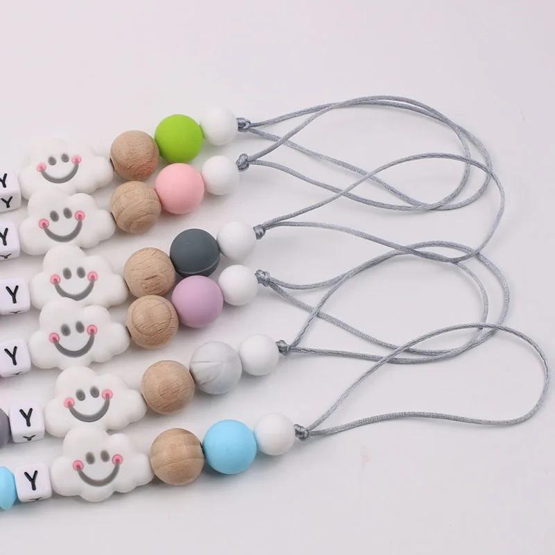 Цепочка с именем ребенка на застежке деревянная силиконовая под заказ чип и Дейл