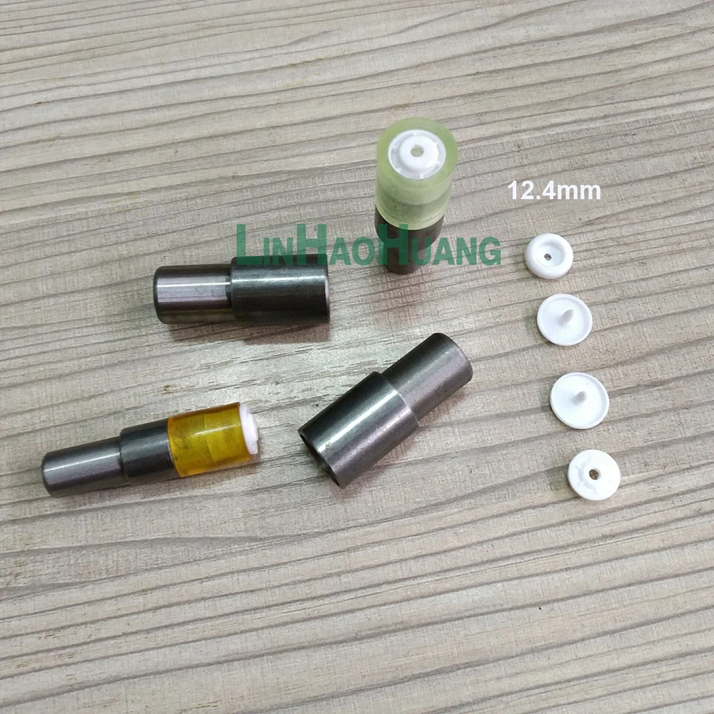 

12.4mm snaps mold. Automatic button machine. Machine mold.Prong Snaps mold. Button installation tool. Metal rivets molds
