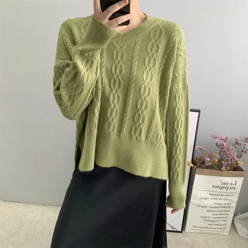 

Autumn and winter women's sweater casual solid color V-neck long-sleeved loose sweater