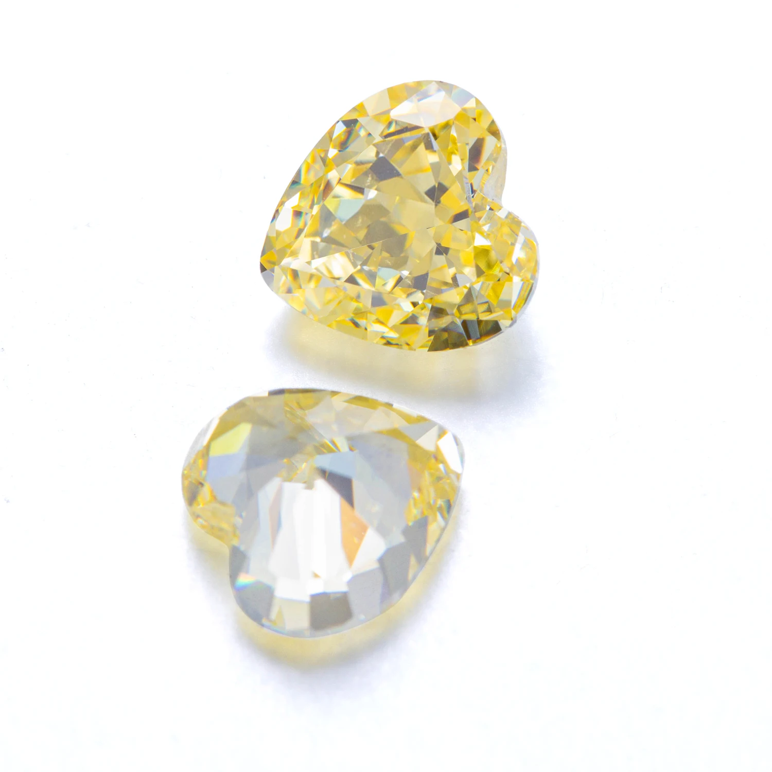 

Zhanhao 2021 Hot Selling Price Per Carat احجار كريمة High Quality Fancy Color Heart Shape Synthetic Diamond
