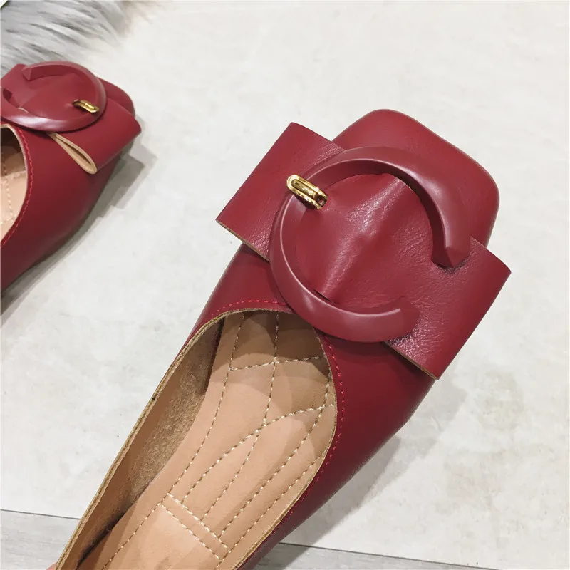 Женские туфли из мягкой искусственной кожи на плоской подошве без застежки с