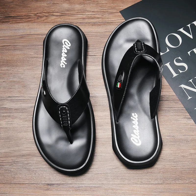

Slippers Non-slip Sandy Beach Men's Sandals Designer Bathroom Shoes For Men High Quality Slippers Soft Summer Casual New 2021
