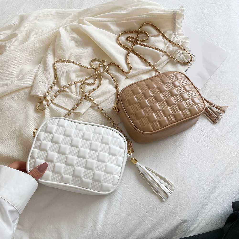 

Fashion Tassel Checker Pattern Embossing Shoulder Bags PU Leather Crossbody Bag Casual Ladies Solid Color Chain Messenger Pouch