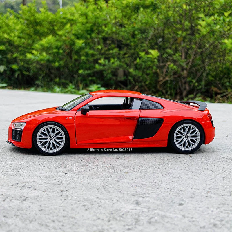 Спортивный автомобиль Maisto 1:24 Audi R8 V10 Plus литой под давлением модель автомобиля