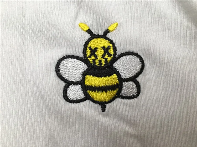 

New 2021 Men Embroidery bee gentleman T Shirts T-Shirt Hip Hop Skateboard Street Cotton T-Shirts Tee Top kenye S-XXL #K46