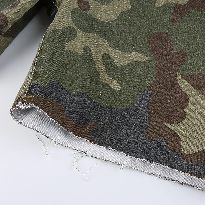 

Vintage 2000s Aesthetic Distressed Camo Y2K Denim Shorts for Women Kawaii Ladies High Waist Camouflage Summer Y2K Jean Shorts