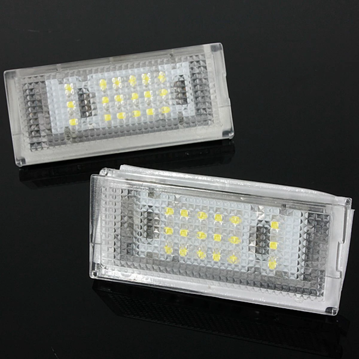 2 шт. 18 светодиодов 6000K для HID номерного знака Лампа BMW E46 4D 4 двери 323i 325i 328i 99 03 без