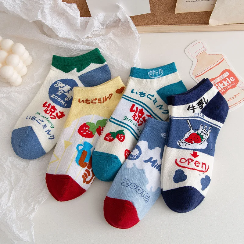 

Носки молочные для девочек, носки с клубничкой, женские хлопковые носки с милым мультяшным принтом, с лодочкой, Sox Asakuchi, удобные весенне-летн...