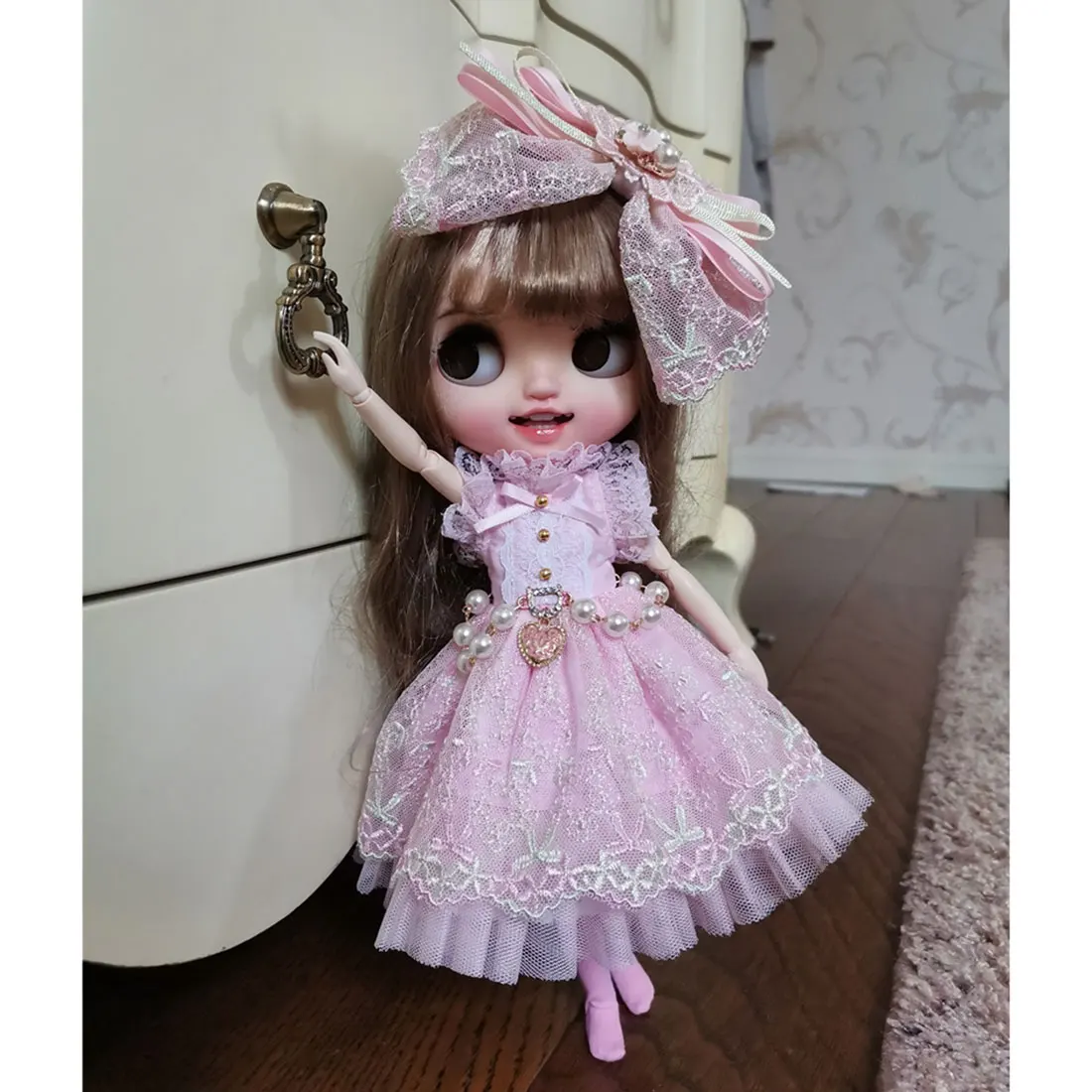 

Pink Embroidery Dress for Blyth Dolls with Socks Headwear Diy Beautiful Toy Dolls Accessories Girls Gift Drop Shipping - No Doll