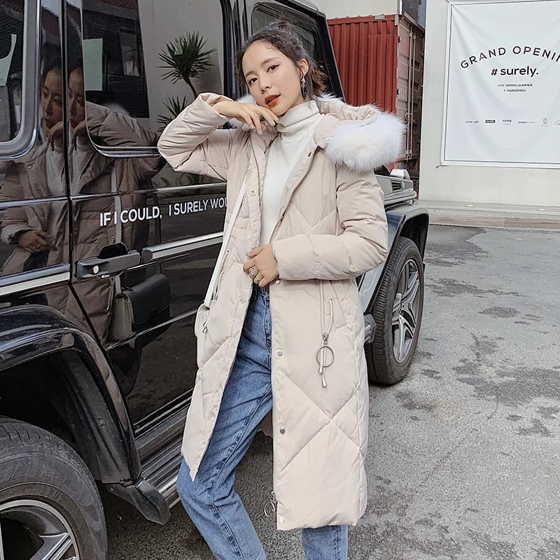 Женский пуховик на белом утином пуху длинный толстый с капюшоном и большим