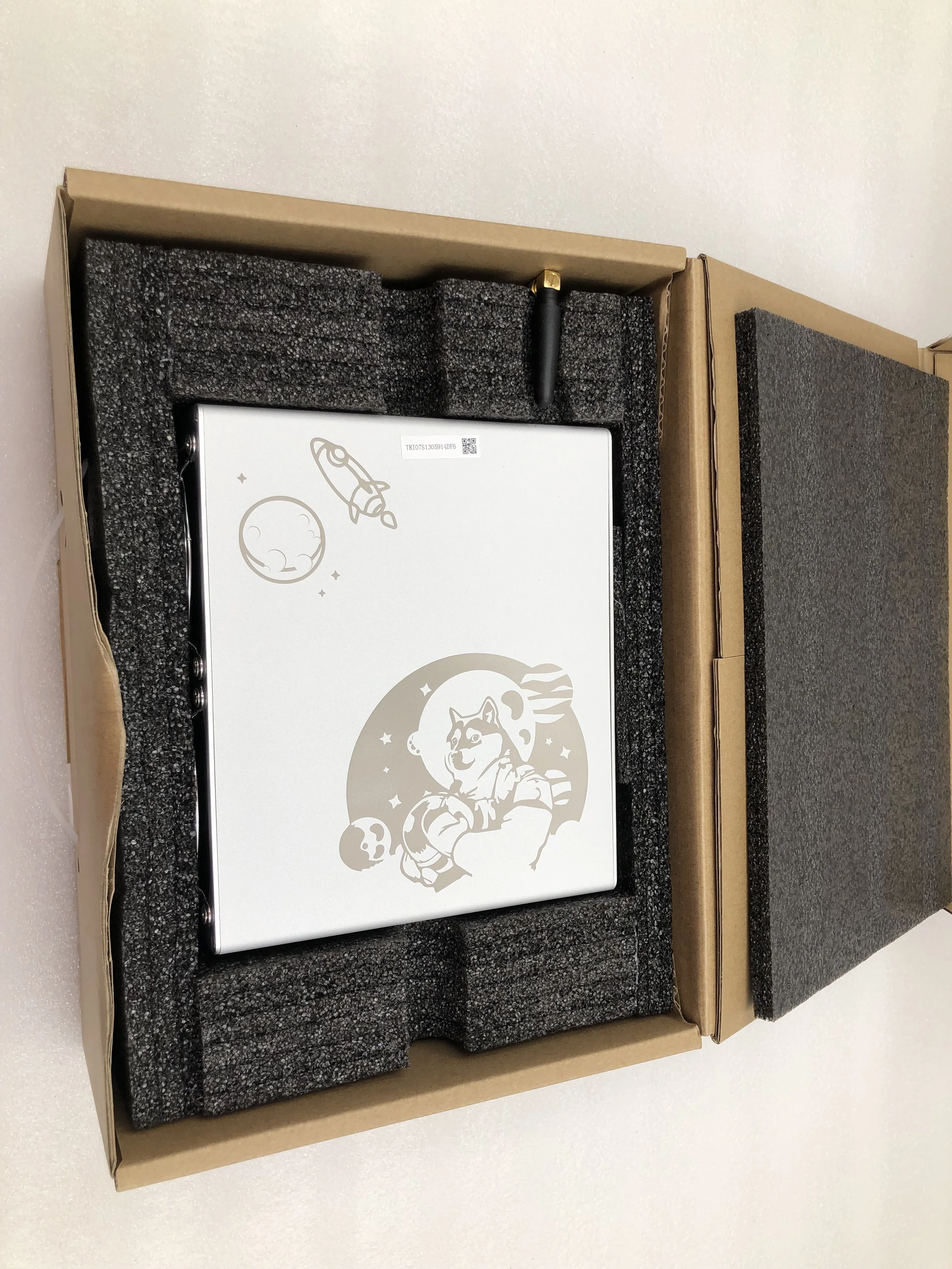 В наличии оригинальная Беспроводная сетевая версия Goldshell Mini Doge 185 м 235 Вт