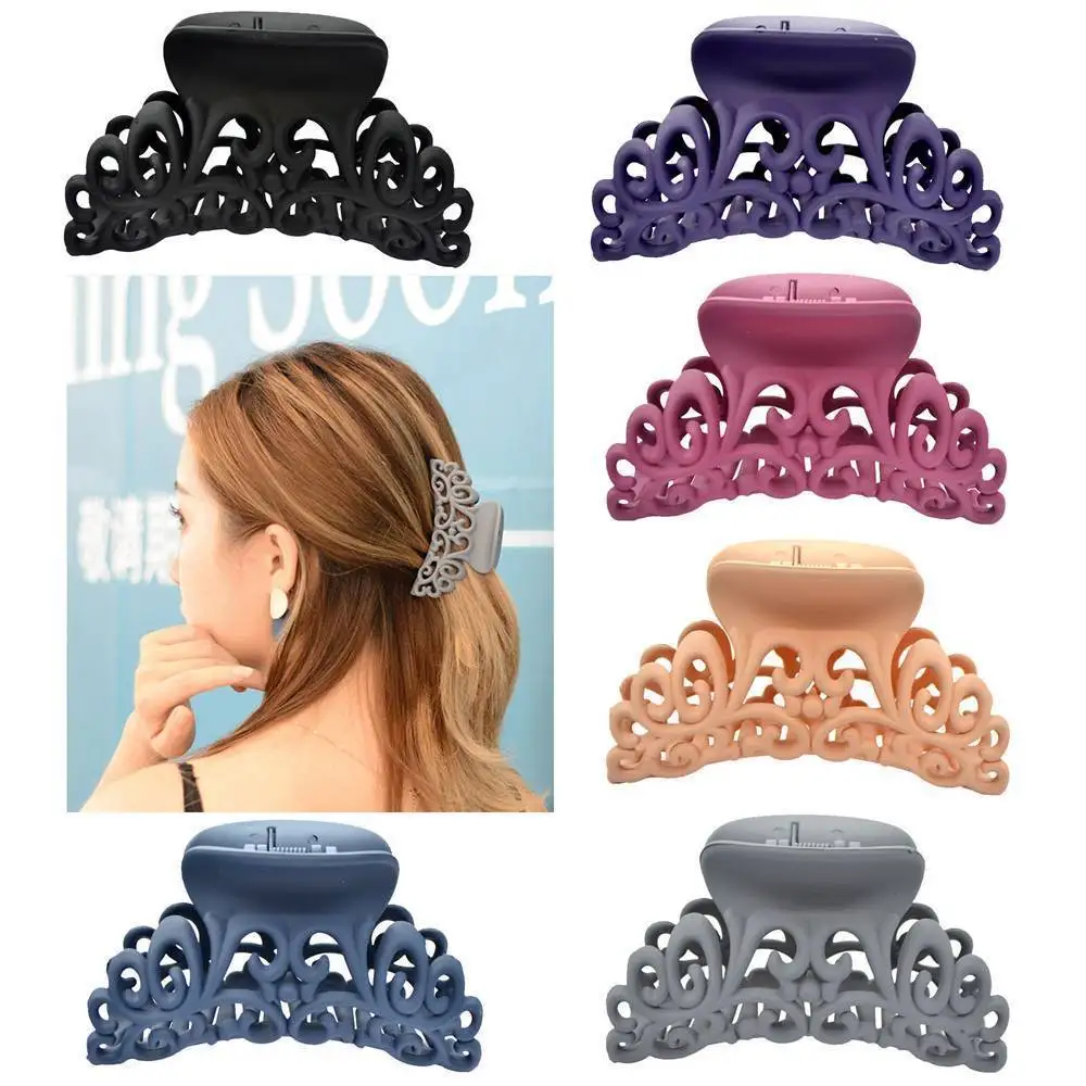

Women Scrub Black Plastic Hair Claw Clip Hollow Out Carving Crab Hair Large Size Hair Styling Tools Hair Clips