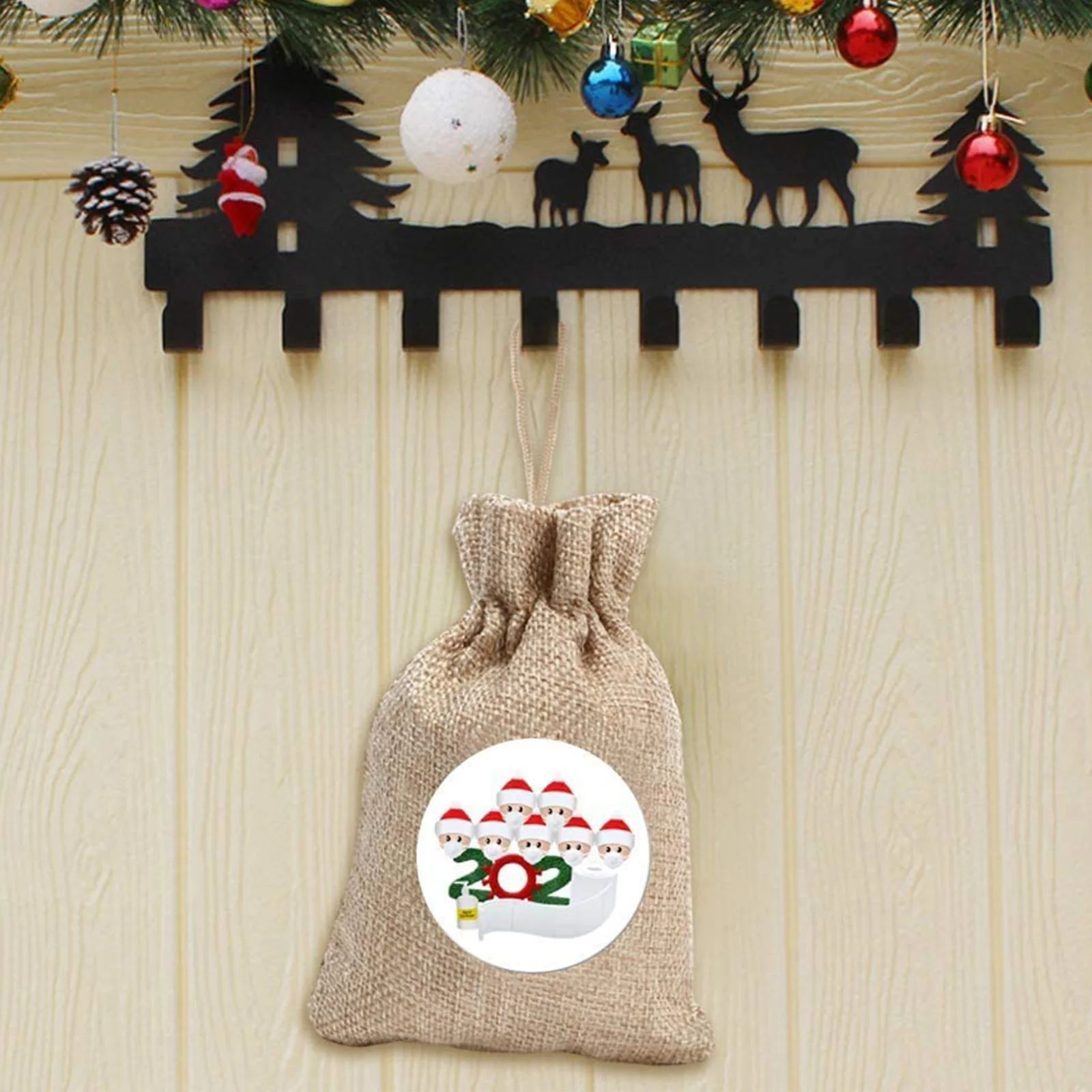 

1 roll of Christmas Label Stickers 2020 Quarantine Survivor Round Label Stickers Envelope Seal For Bag Sealing Decor