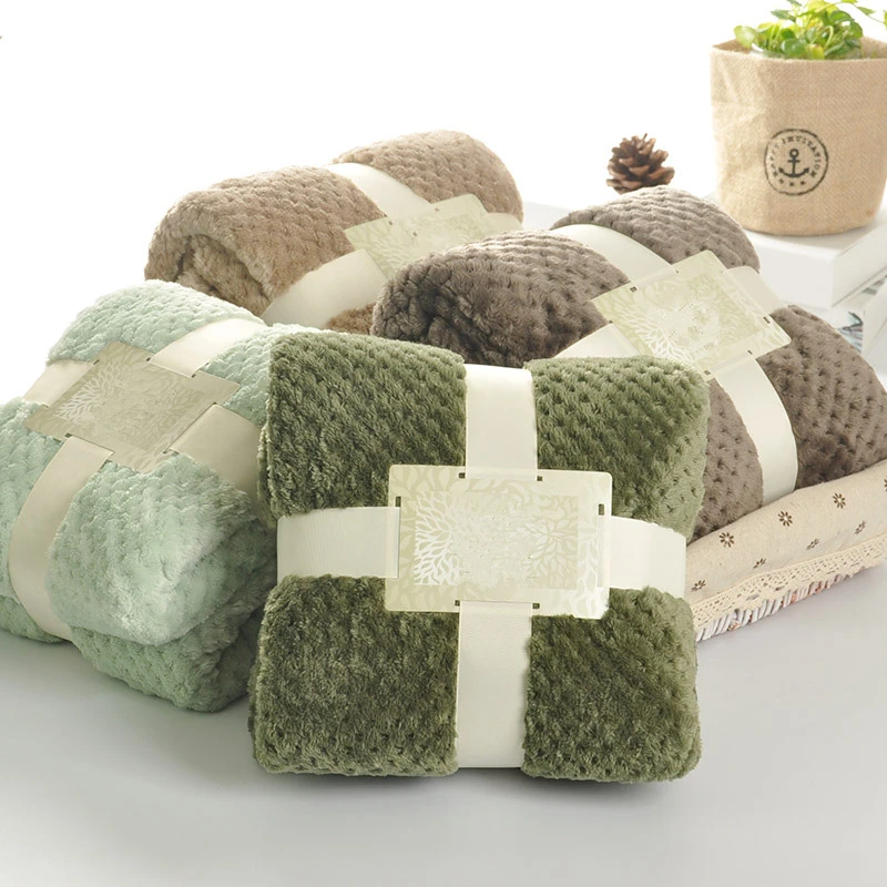 Вафельный плед пушистое супермягкое покрывало для кровати весеннее постельное