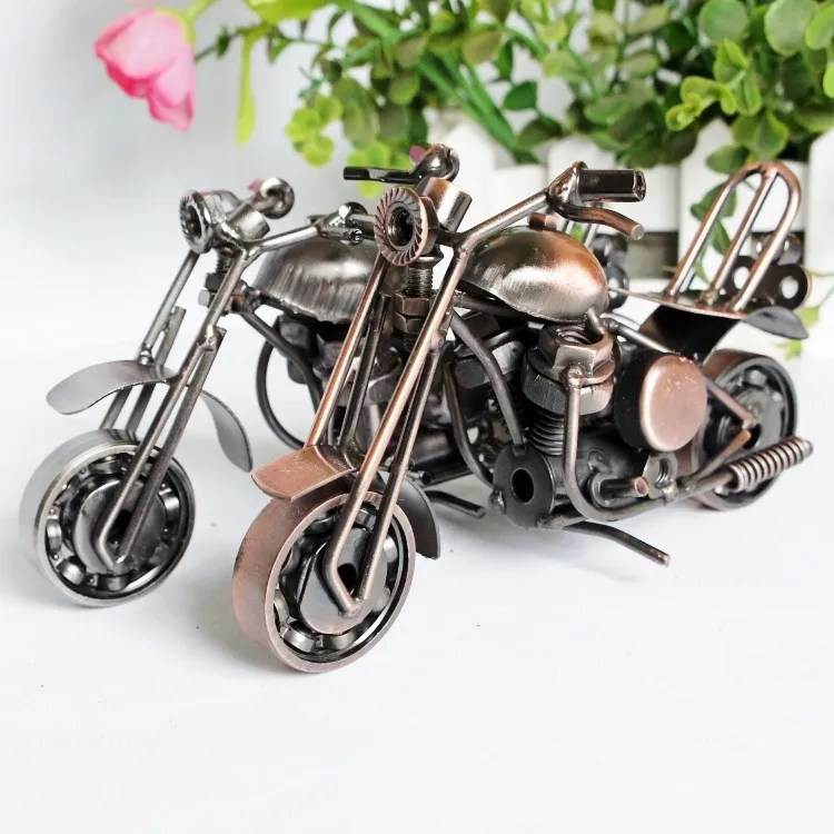 Фото Металлическая Гальваническая модель мотоцикла ручной работы модное украшение