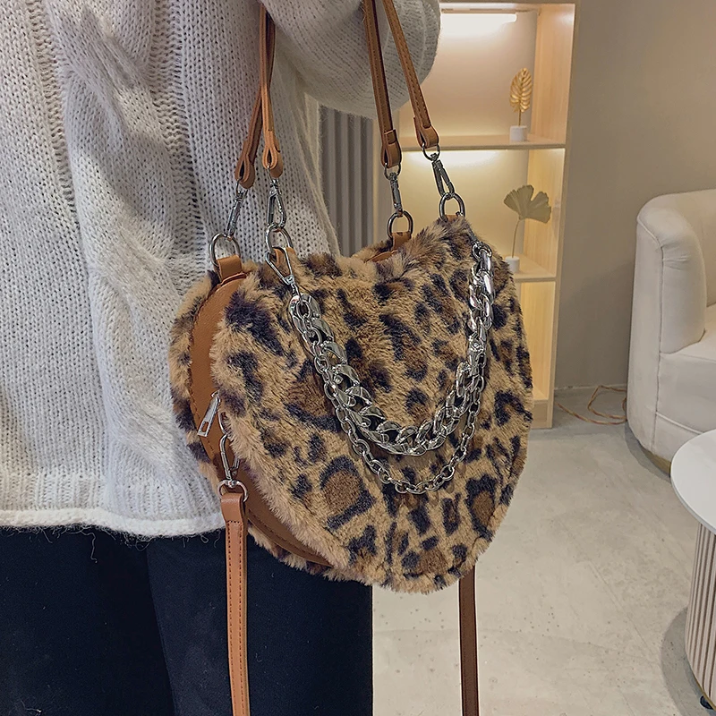 

С любящим сердцем леопардовым принтом мягкие сумки через плечо из искусственного меха для женщин 2021 зимние трендовые сумки через плечо с це...