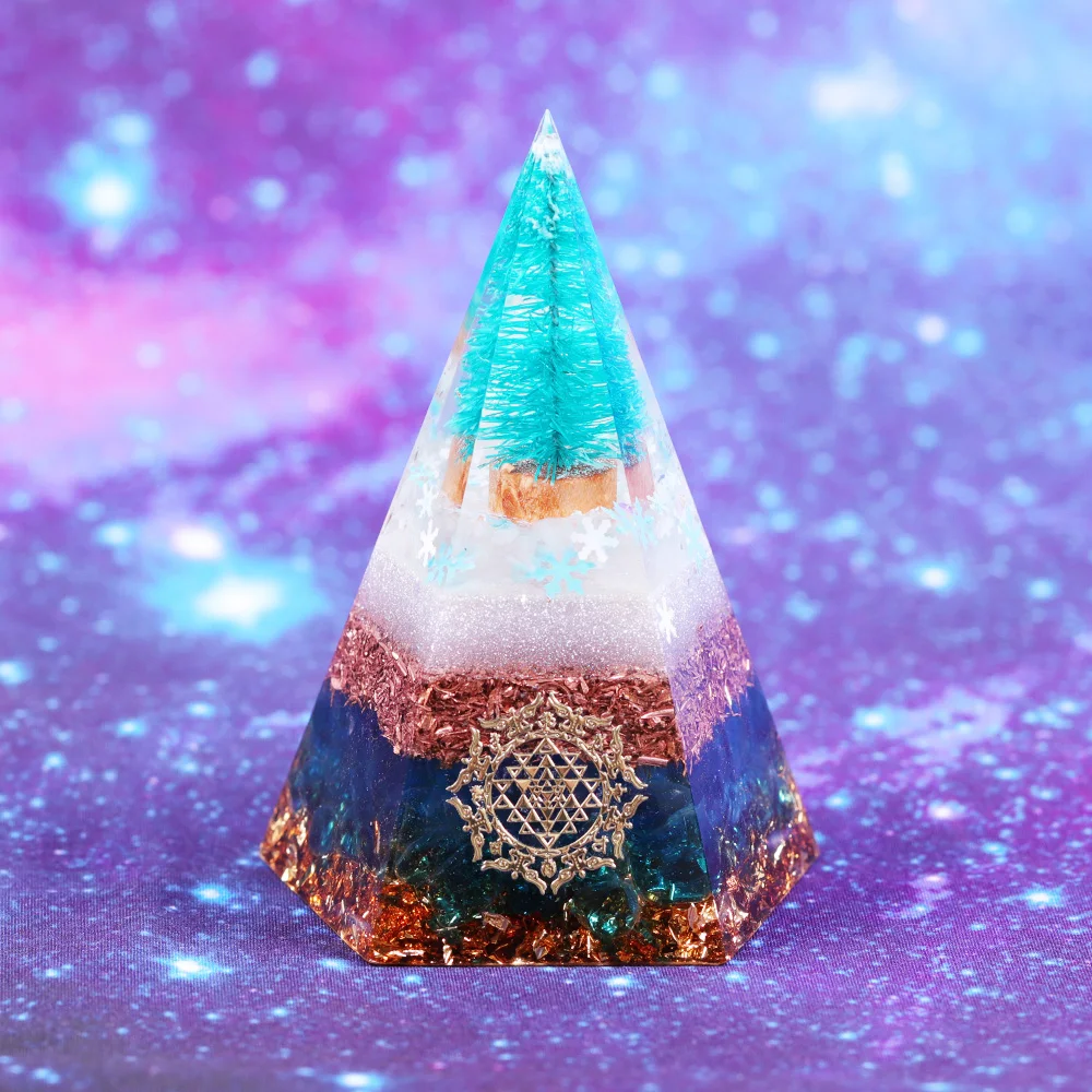 

Кристальная Пирамида Orgone, Рождественская пирамида, Рождественская елка, кедр, праздничная пирамида из смолы, оригинальная фотография