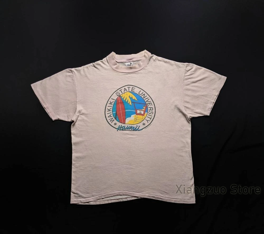 Винтажная потертая футболка в стиле 90-х для Гавайского Государственного