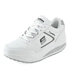 Женские кроссовки на танкетке, белые кроссовки для бега