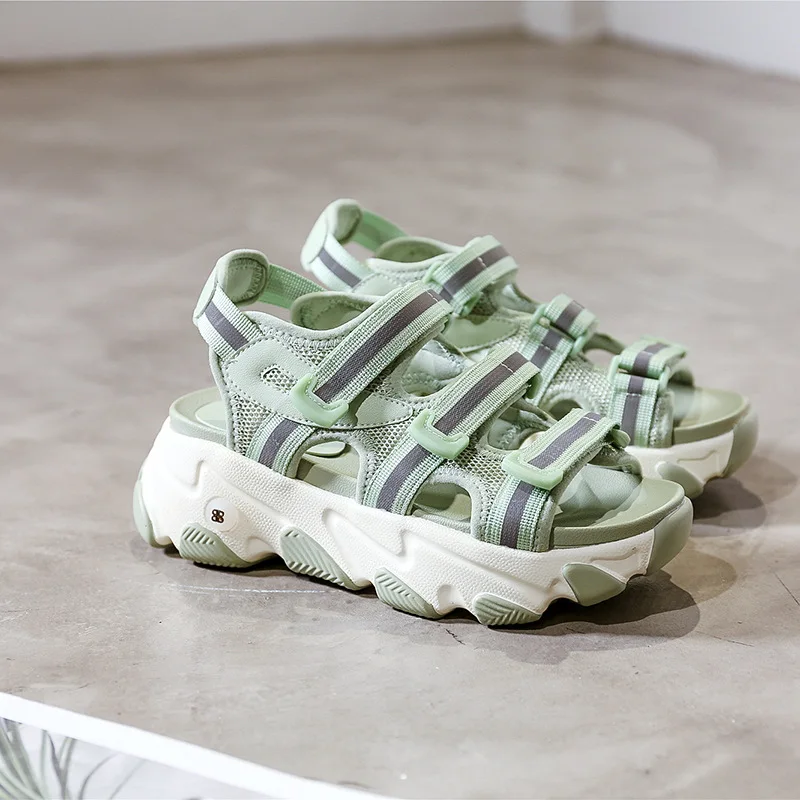 Женские пляжные сандалии на липучке с открытым носком толстой подошве