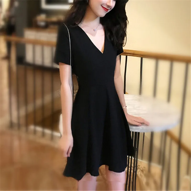 Новинка Летнее сексуальное маленькое черное платье трапециевидной формы в стиле