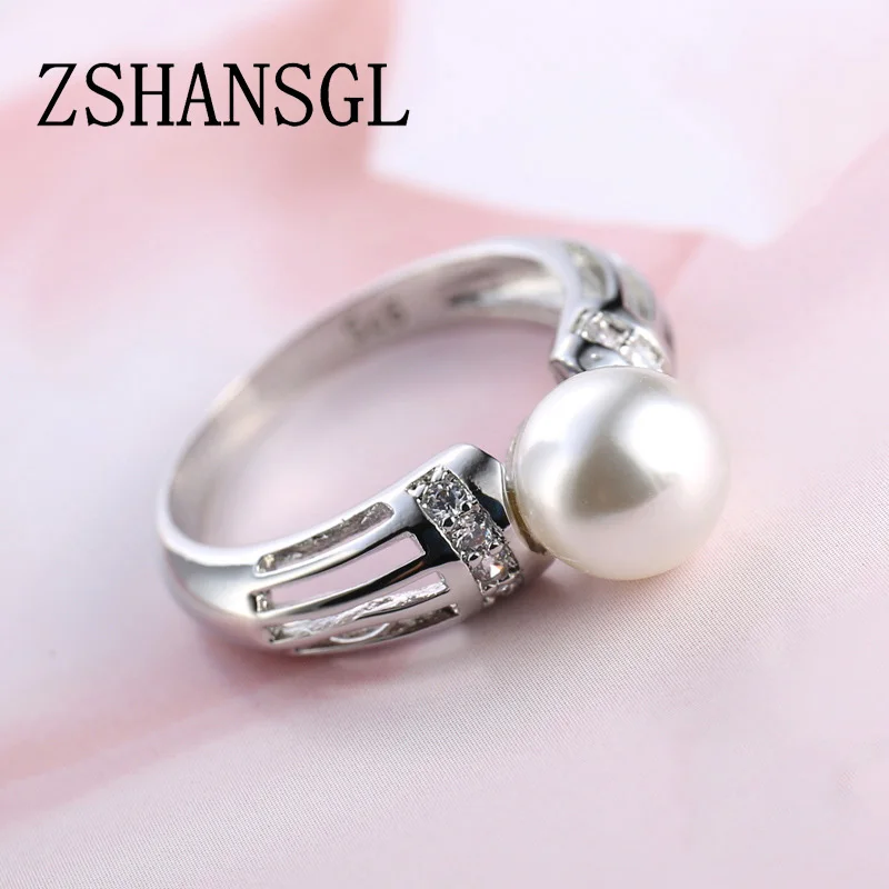 Женское кольцо с пресноводным жемчугом и фианитом|Кольца для помолвки| |