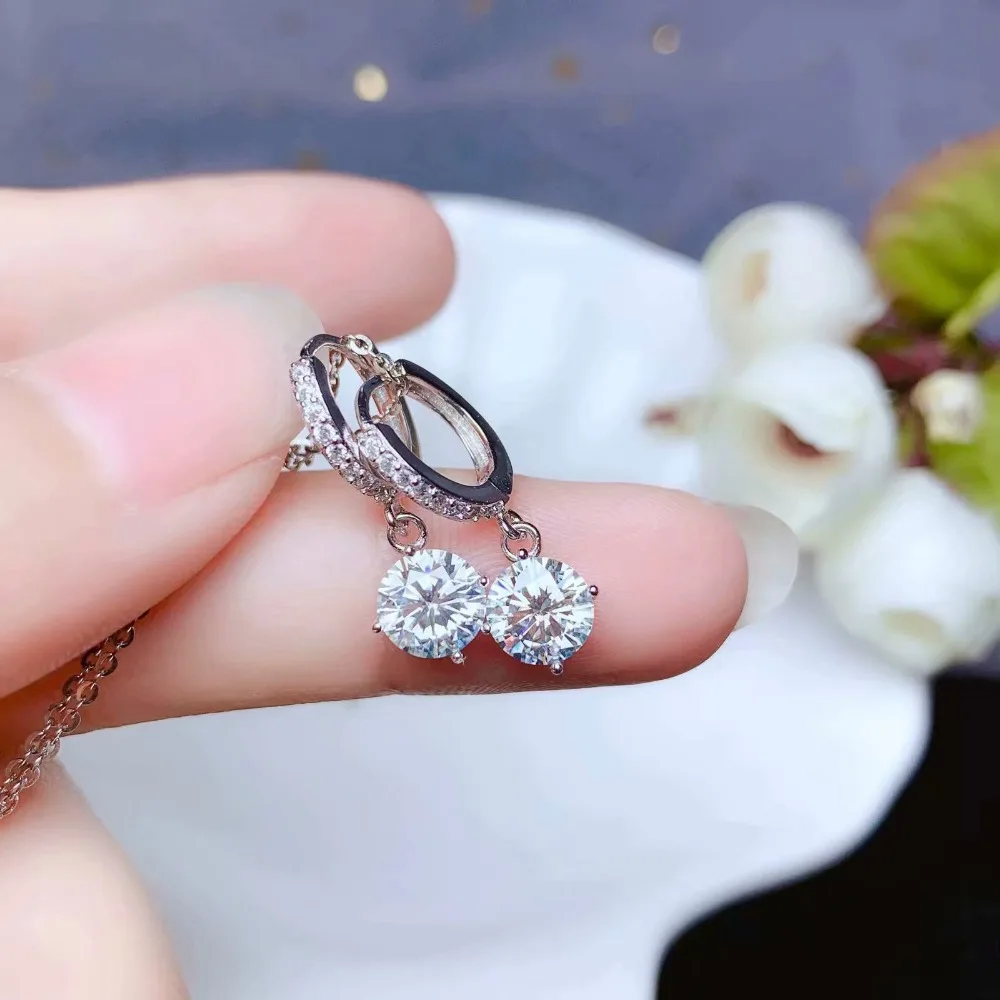 Moissanite новейшие стильные серьги-гвоздики, Супер Популярные женские серьги-гвоздики, Мигающий Огонь, 925 серебро, не чувствительный