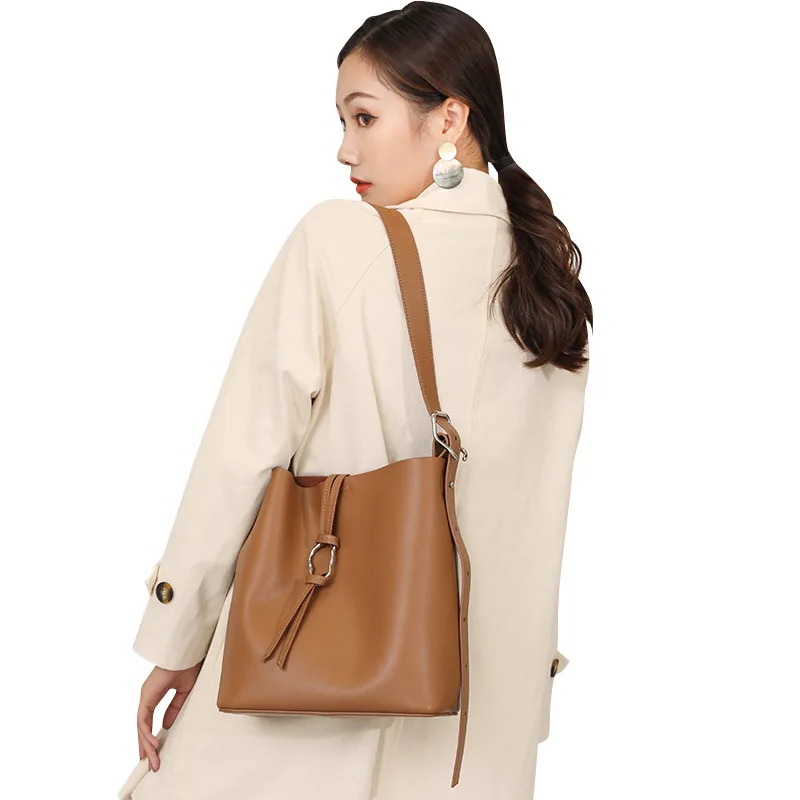 

Autumn Women Bucket Bag Luxury Designer Shoulder Messenger Bags Fashion Female Handbags Casual Ladies Totes Camel Bolsos Femina