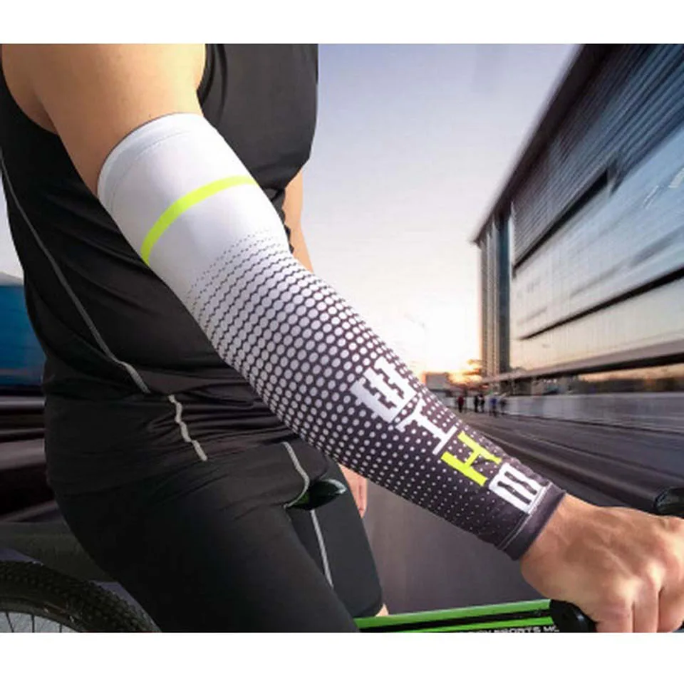 

A Pair Cool Men Sport Cycling Running Bicycle UV Sun Cuff Cover Protective Arm Sleeve Bike Arm Warmers Sleeves