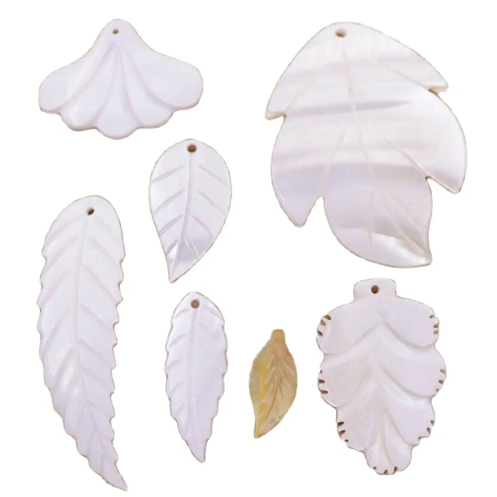 

1 PCS Natural Shell Leaf Mother of Pearl 20mm-58mm Choose Top Hole White black